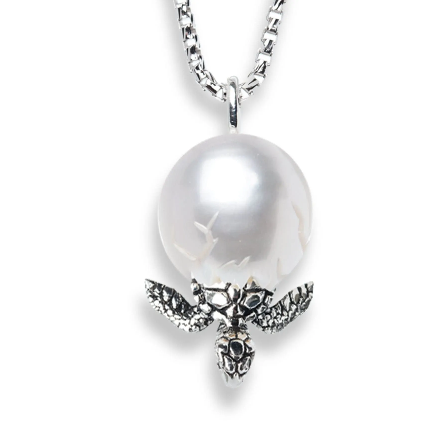 18 inch 12  mm Fresh Water Pearl Sterling Silver Turtle Necklace