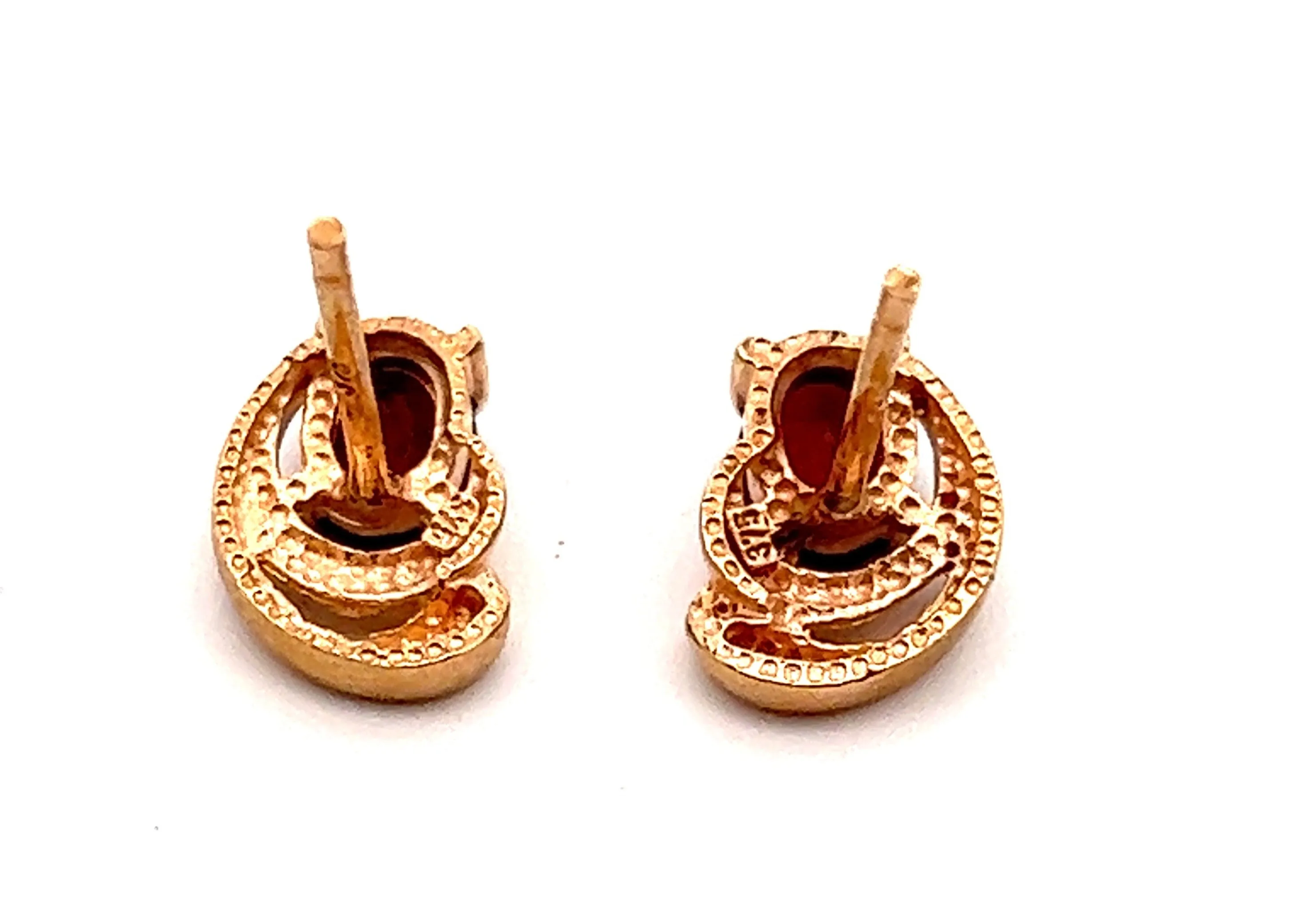 9ct Yellow Gold & Garnet Earrings