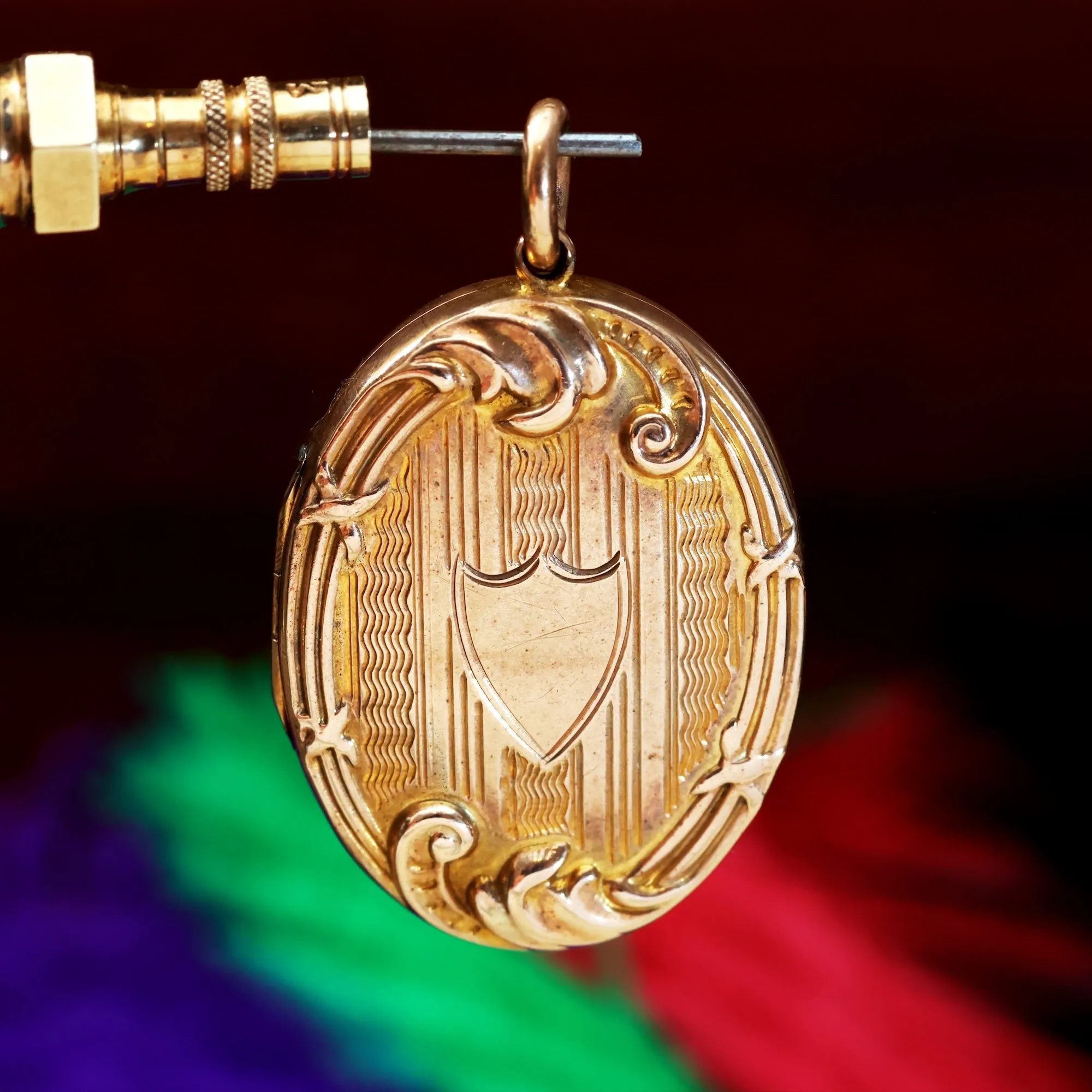 An Antique Edwardian Era Gold Locket