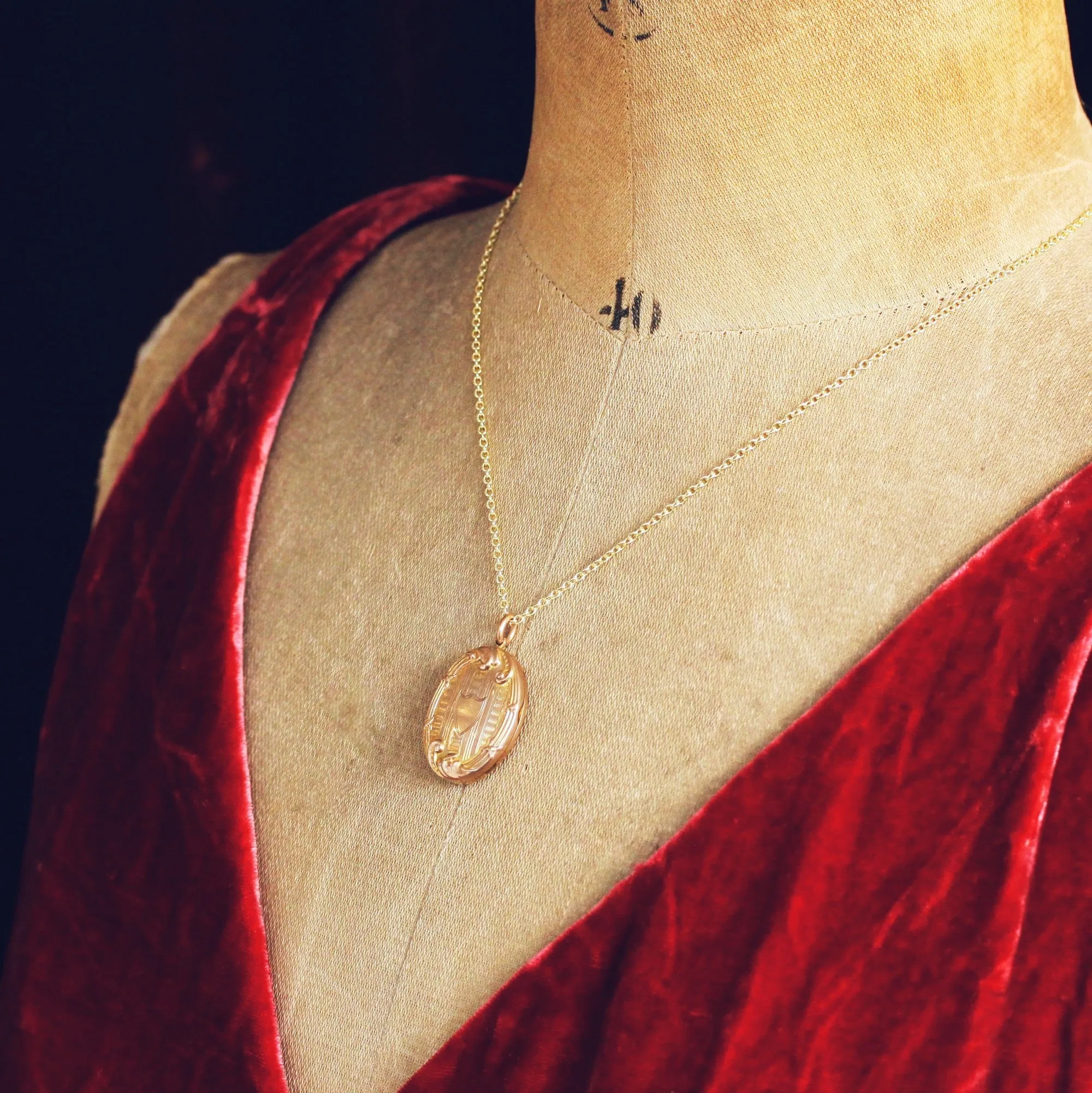 An Antique Edwardian Era Gold Locket