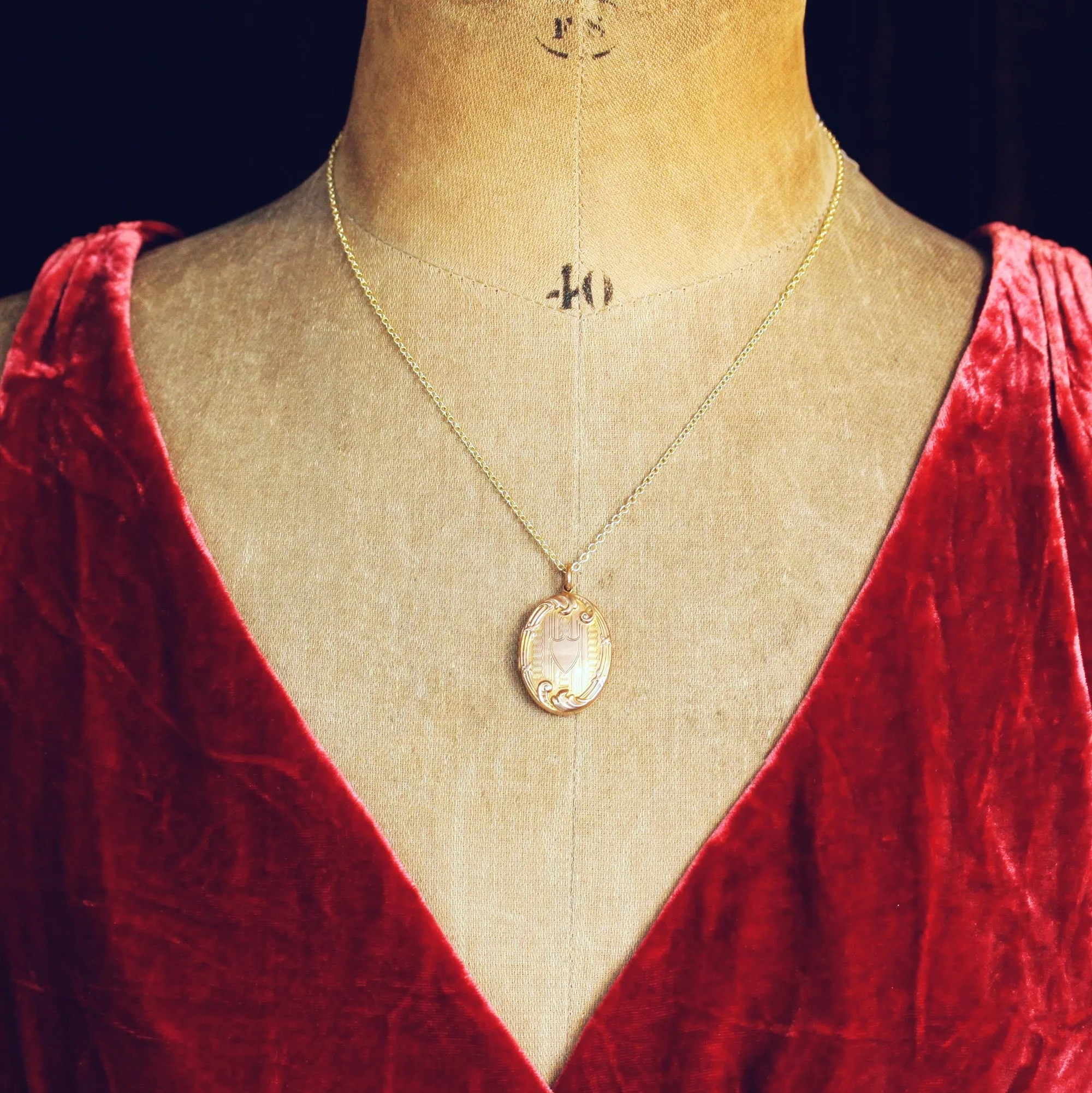 An Antique Edwardian Era Gold Locket