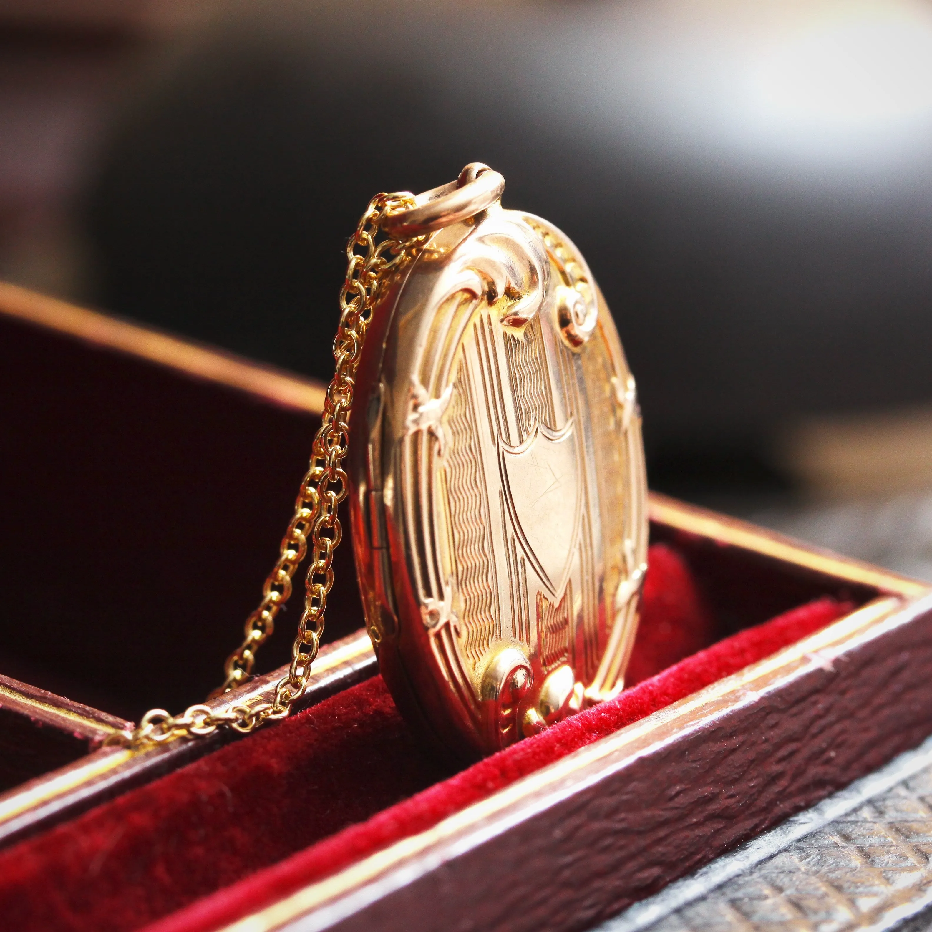An Antique Edwardian Era Gold Locket