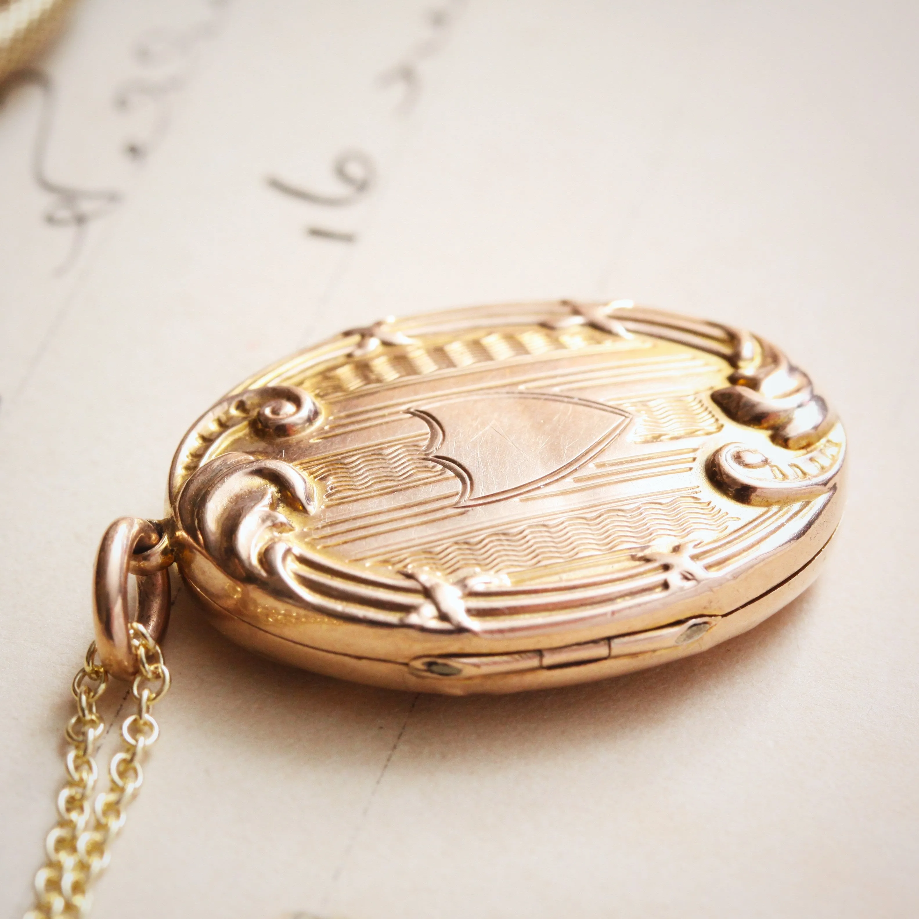 An Antique Edwardian Era Gold Locket