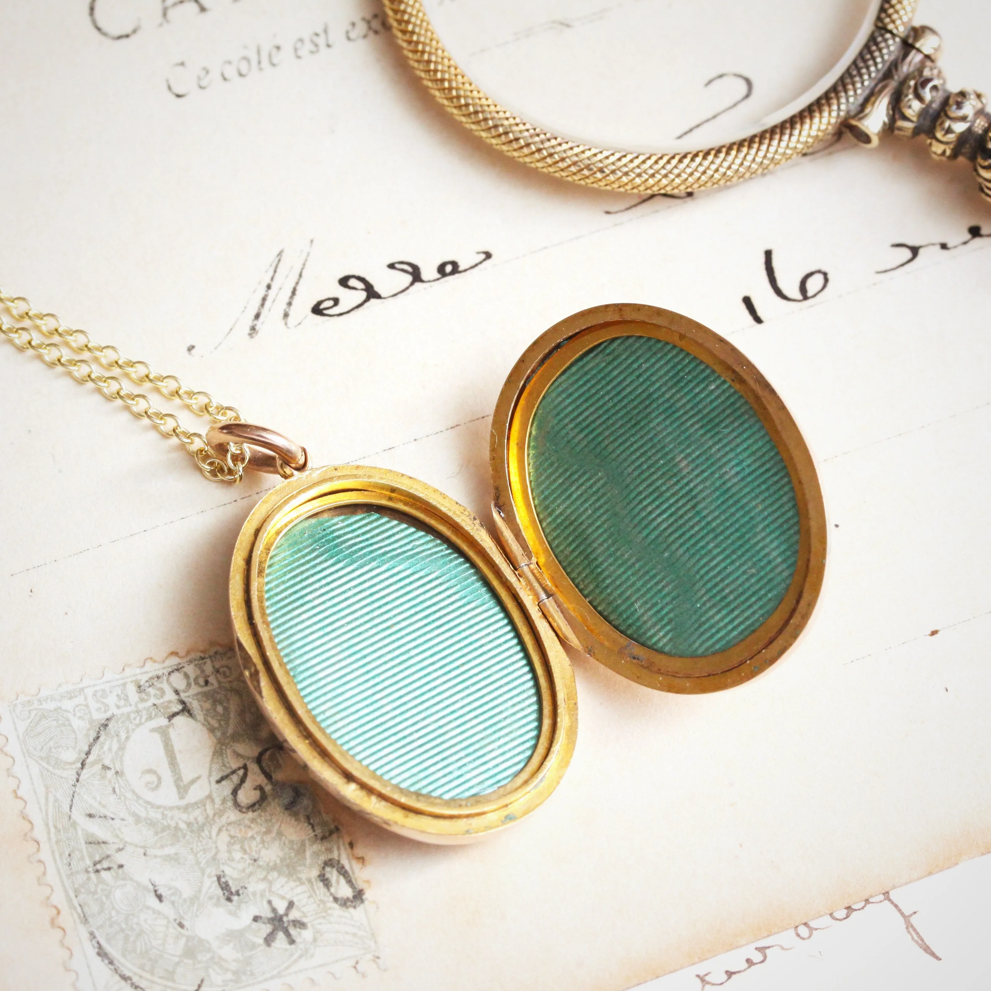 An Antique Edwardian Era Gold Locket