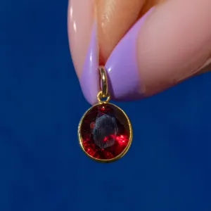 Antique 18ct Gold Garnet Charm, 1.35ct
