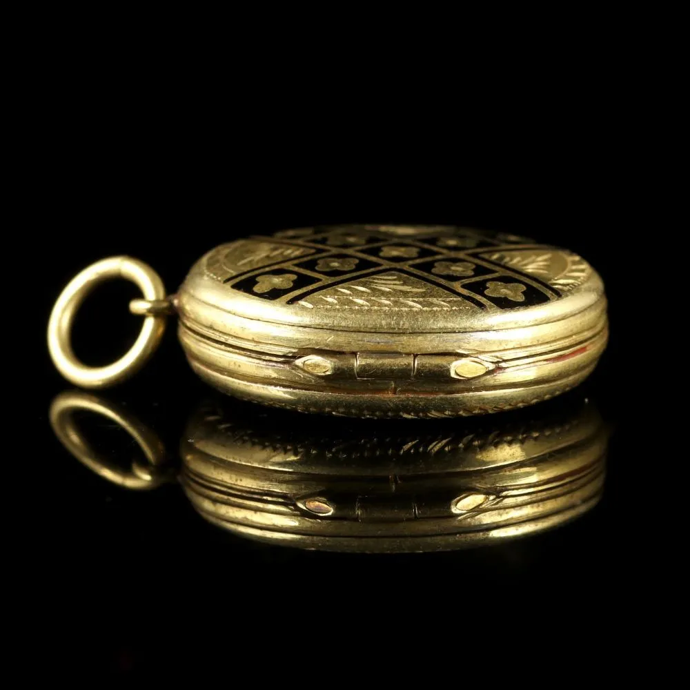 Antique Victorian Forget Me Not 9Ct Locket Circa 1880