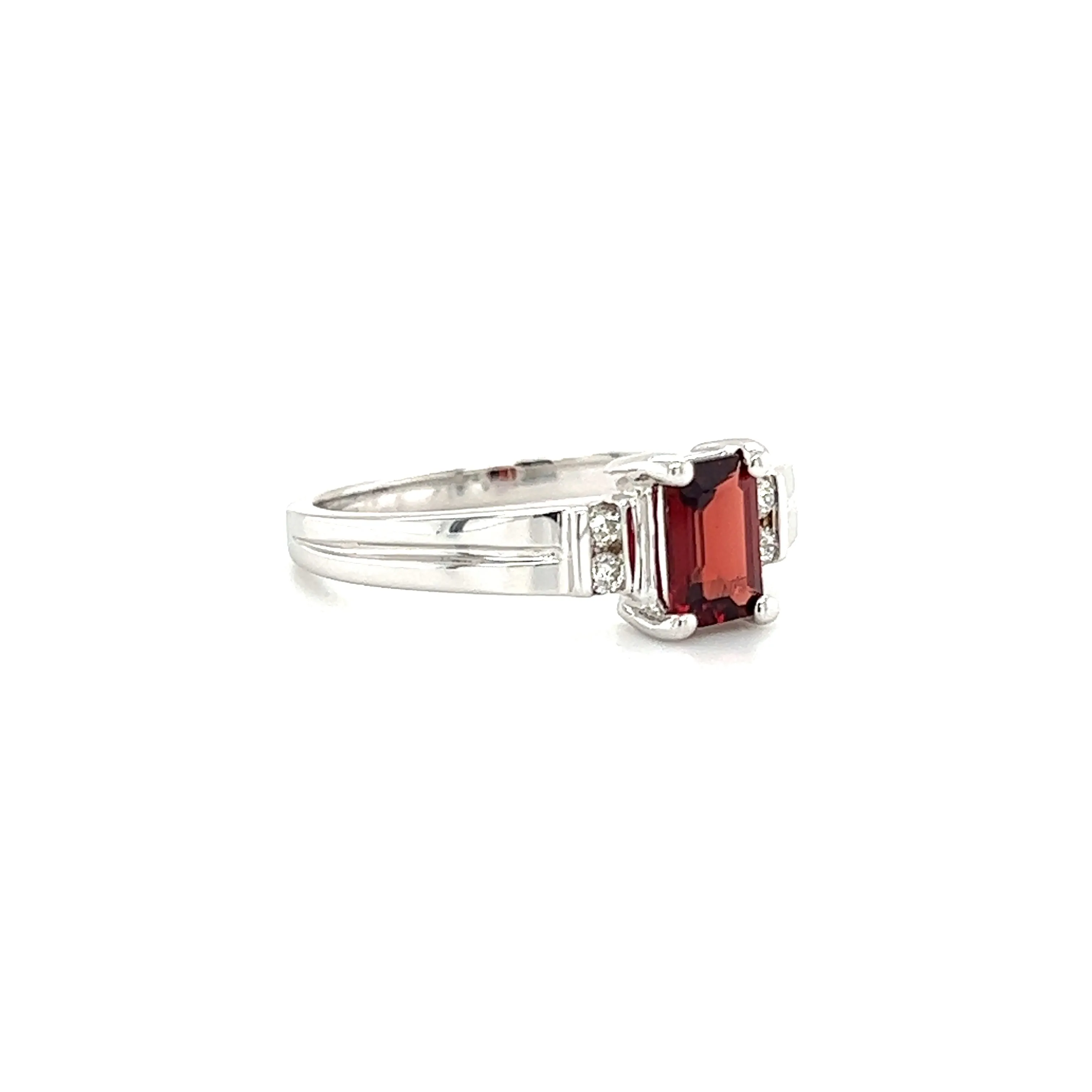 Baguette Garnet Ring with Four Side Diamonds in 14K White Gold