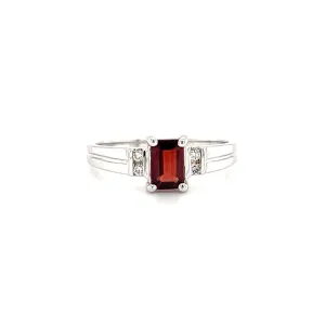 Baguette Garnet Ring with Four Side Diamonds in 14K White Gold