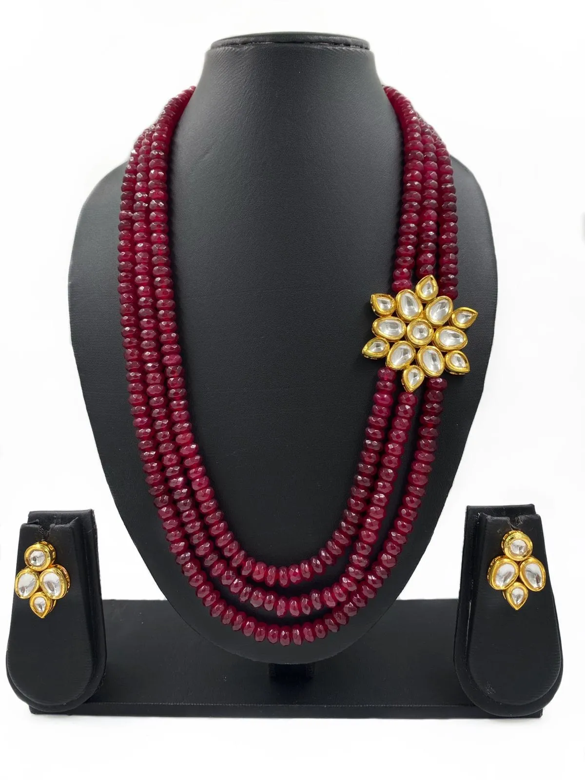 Designer Kundan Brooch And Red Jade Stone Beads Necklace Set