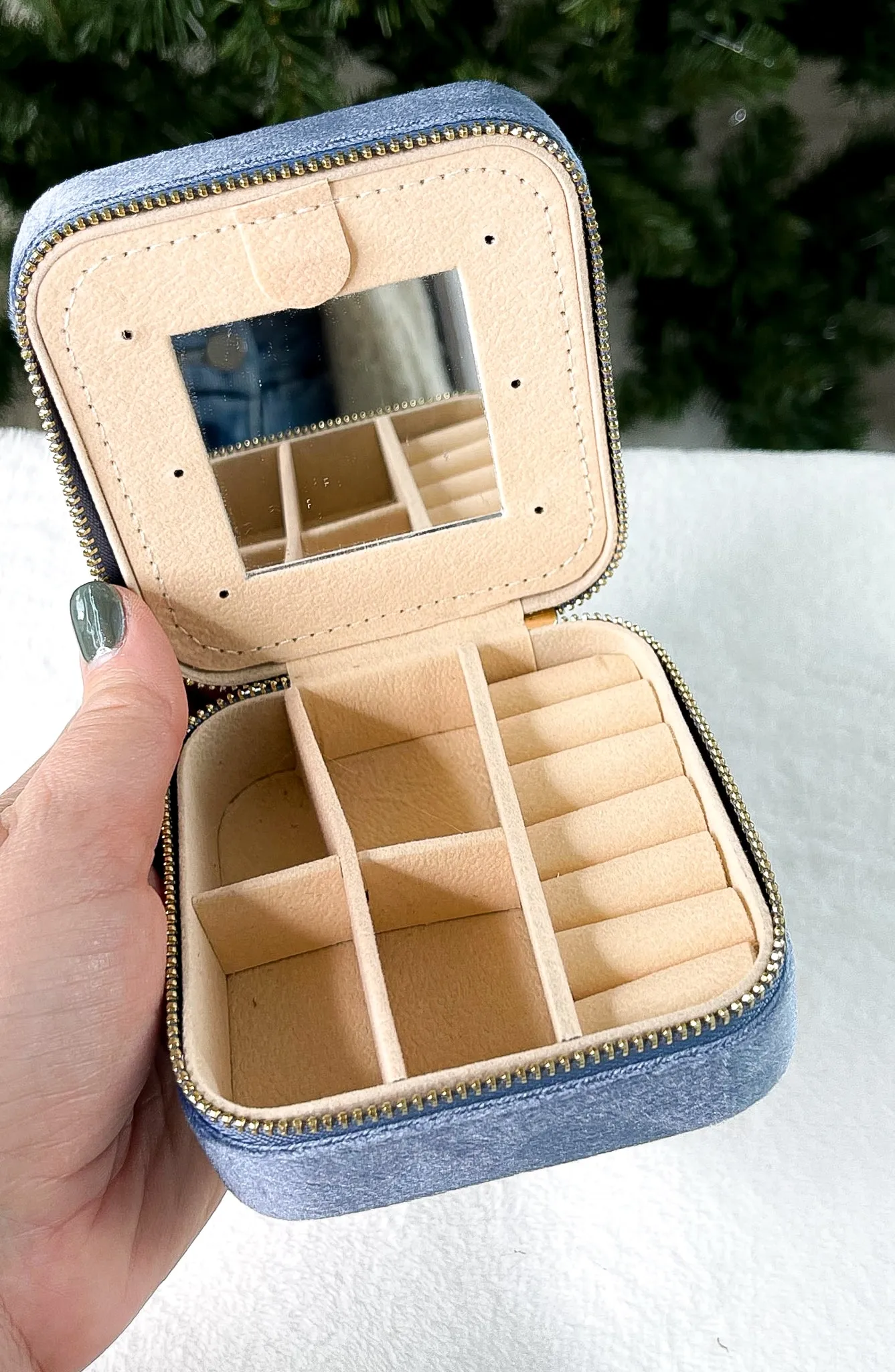 Eloise Velvet Travel Jewelry Box with Mirror