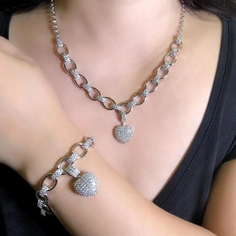 Extravagant Zircon Heart Accent Jewelry Set