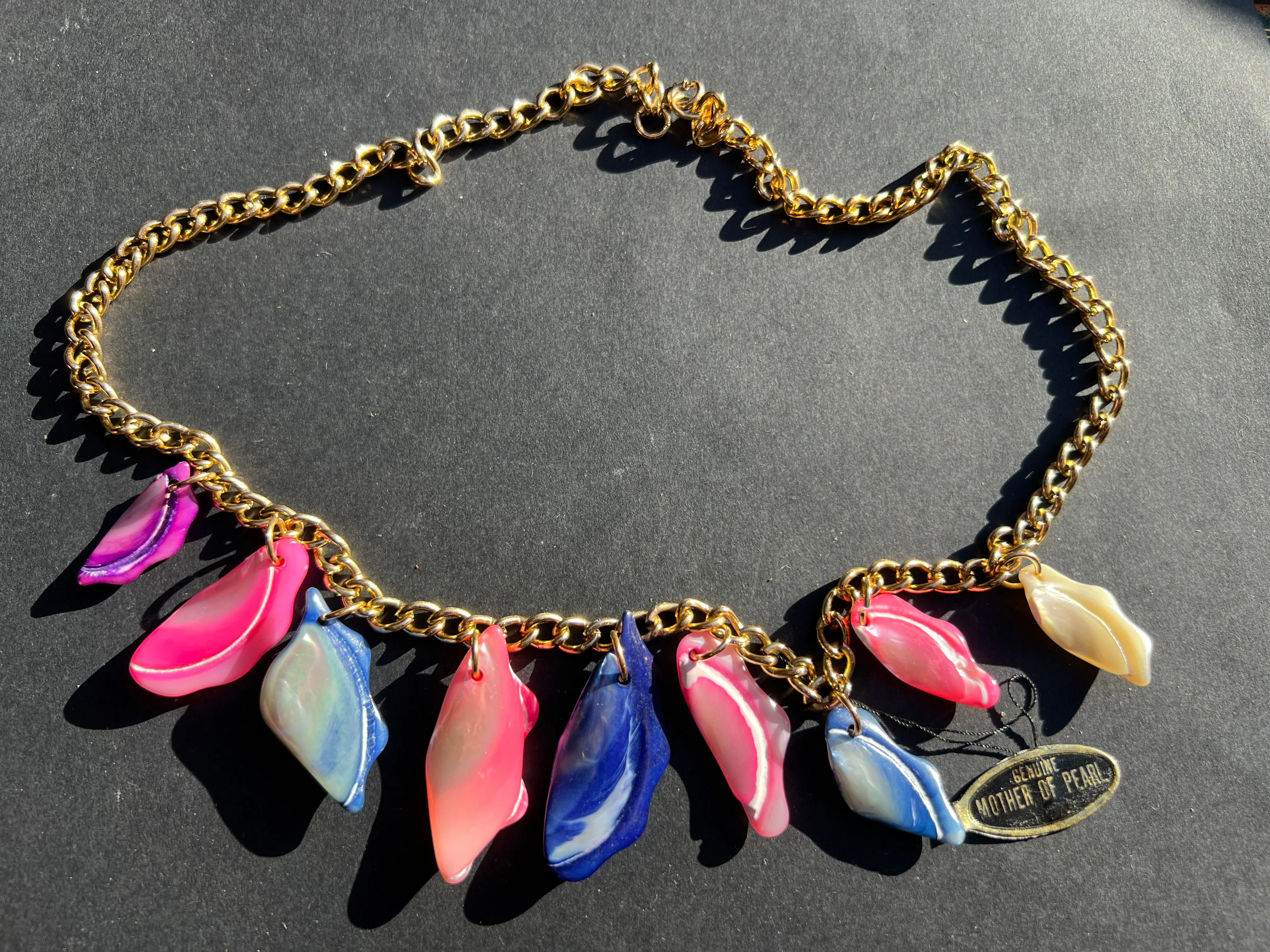 Gloriously Colourful 1970s Mother of Pearl Neckalce