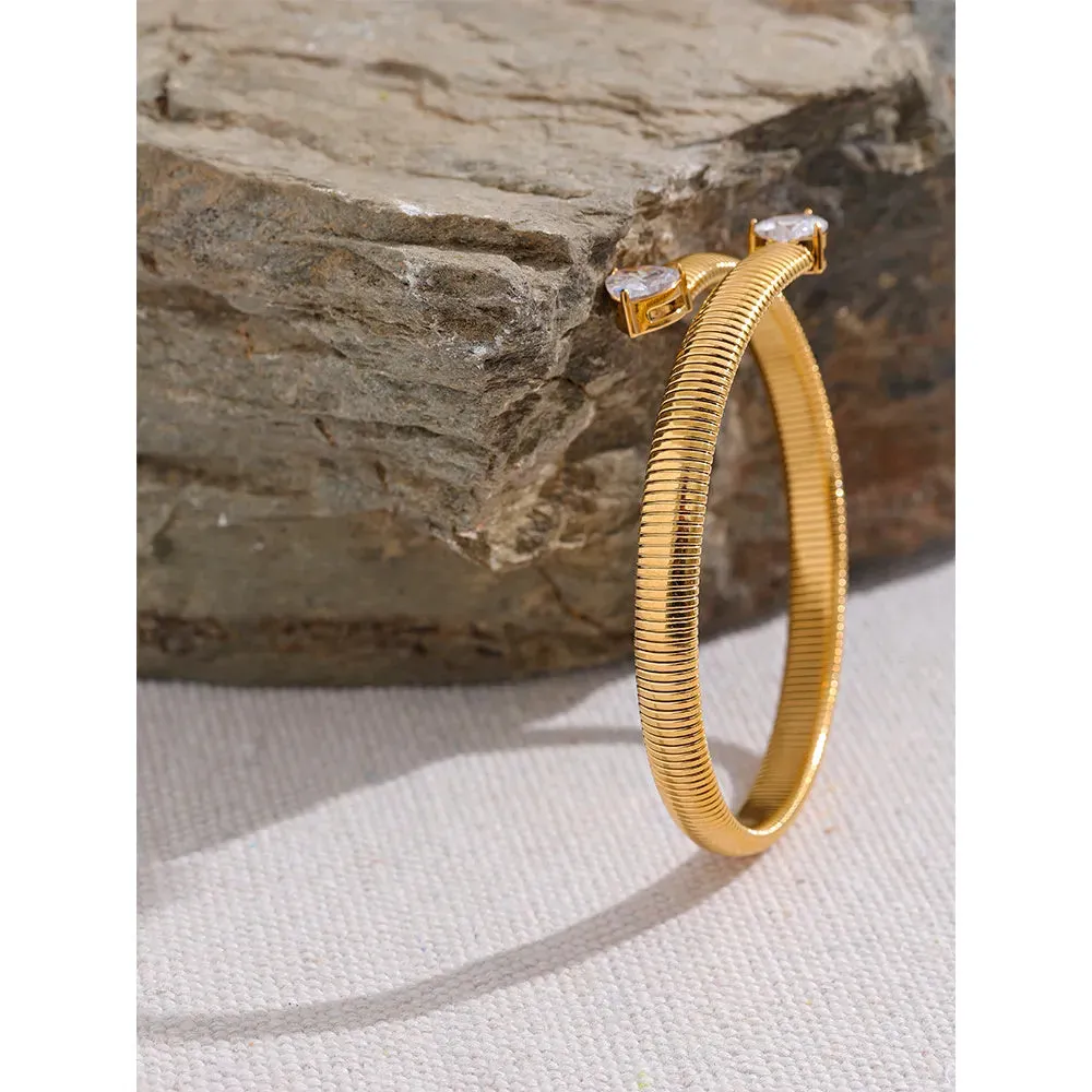 Heart Cubic Zirconia Open Texture Bracelet
