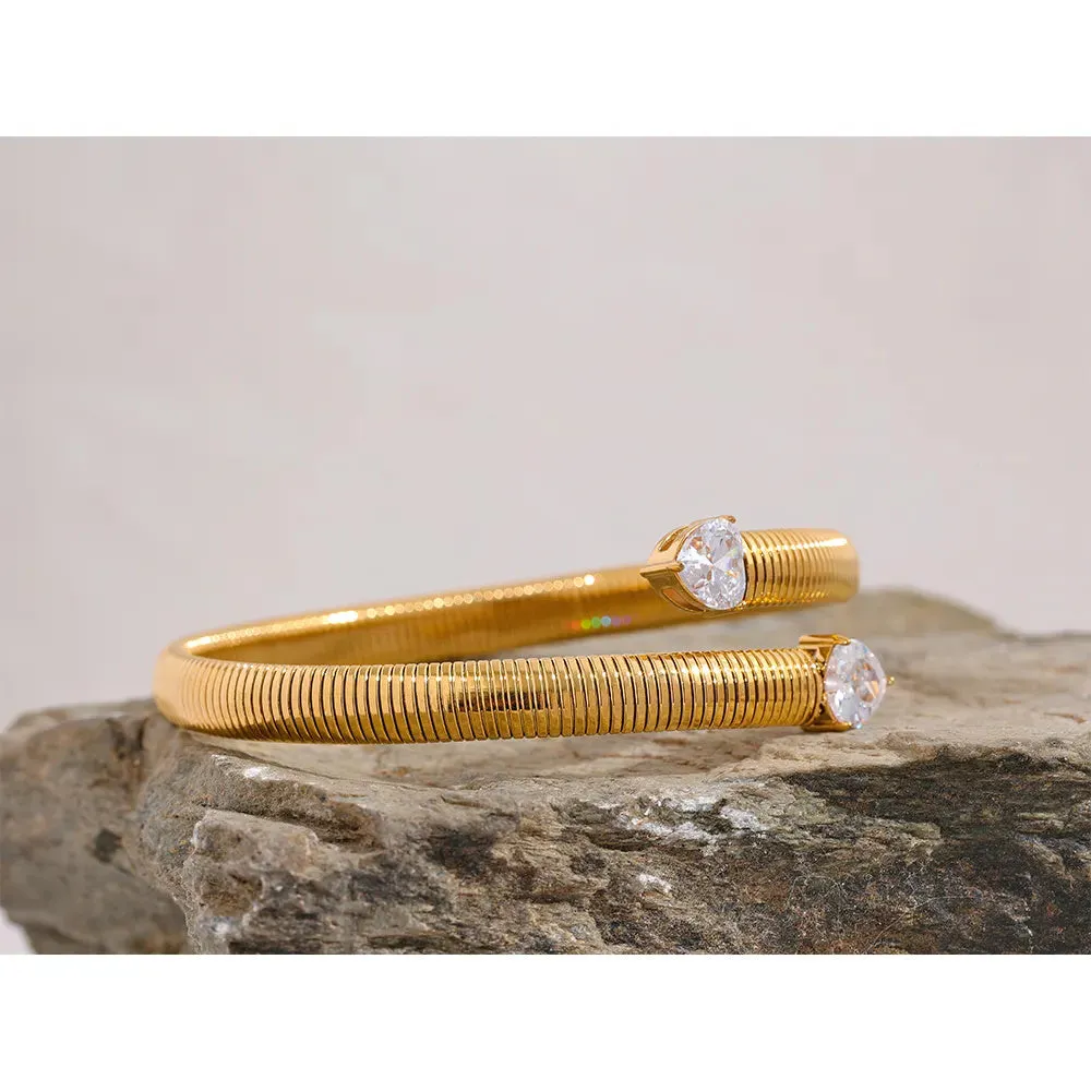 Heart Cubic Zirconia Open Texture Bracelet