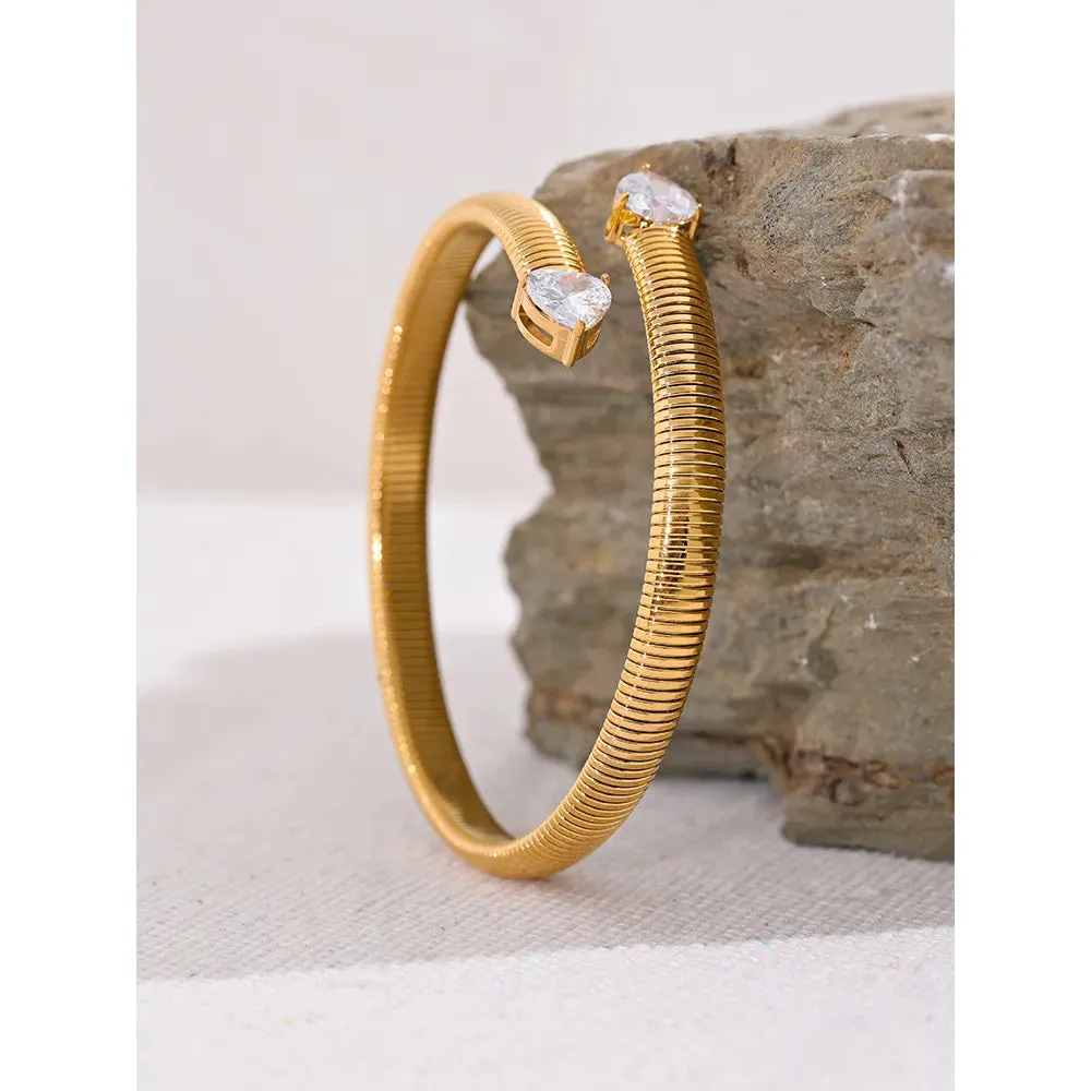 Heart Cubic Zirconia Open Texture Bracelet