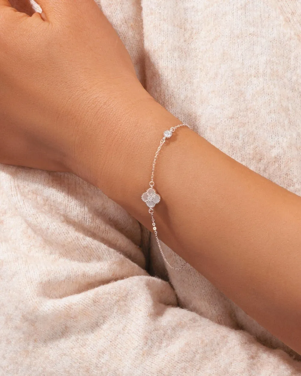 ICY CLOVER BRACELET 925. - WHITE GOLD