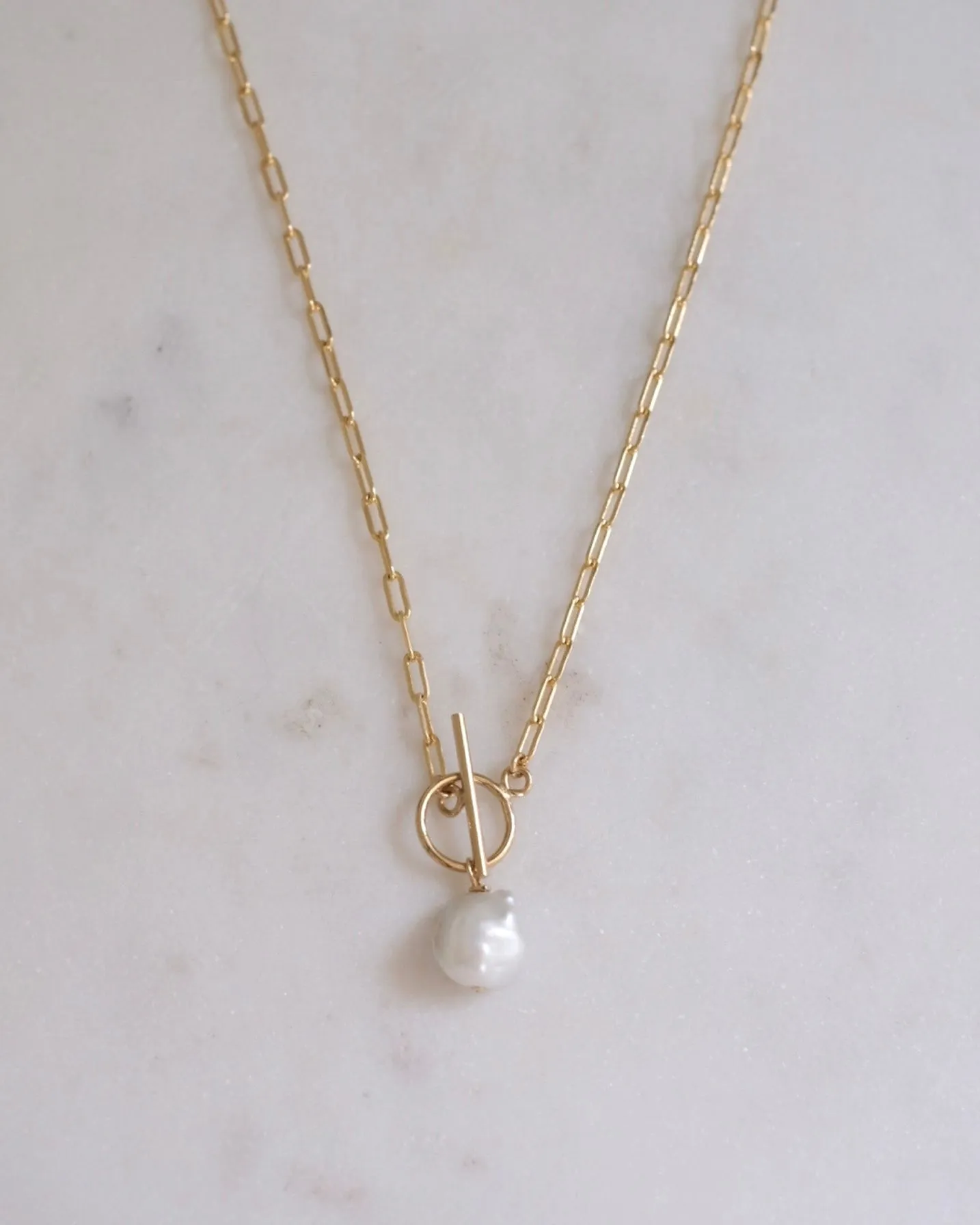 Keshi Pearl lock necklace