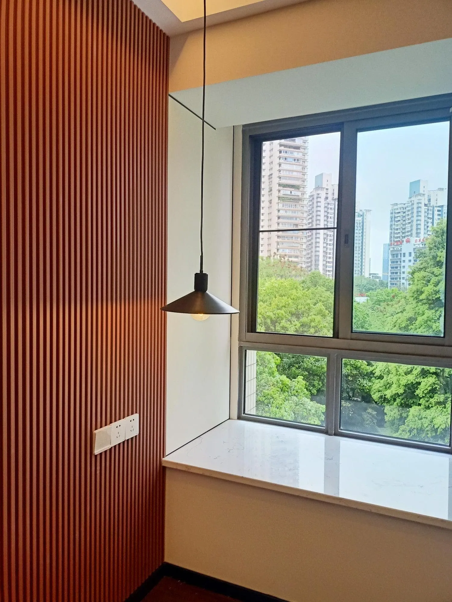 Metal Slope Shade Pendant Lamp