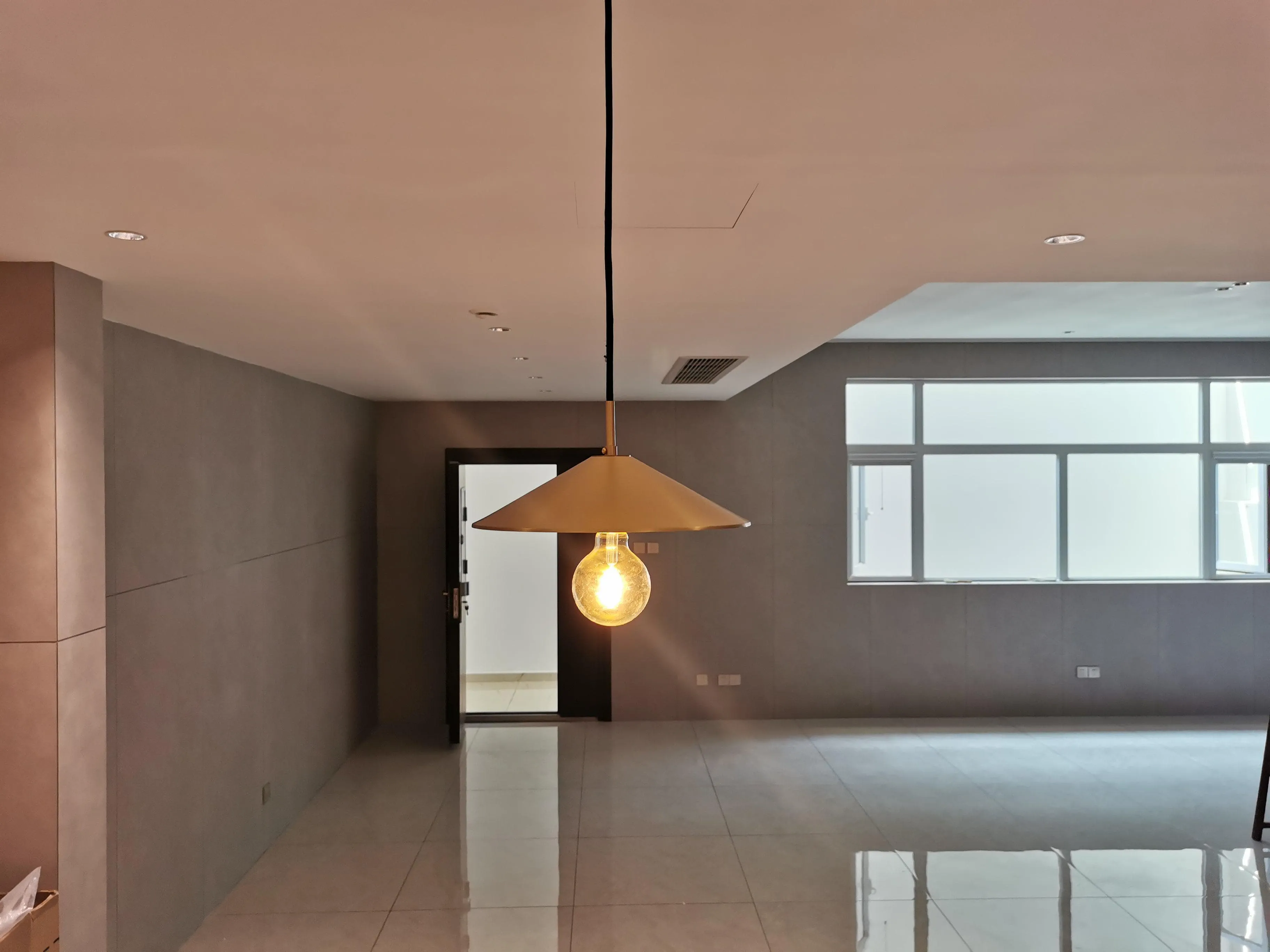 Metal Slope Shade Pendant Lamp