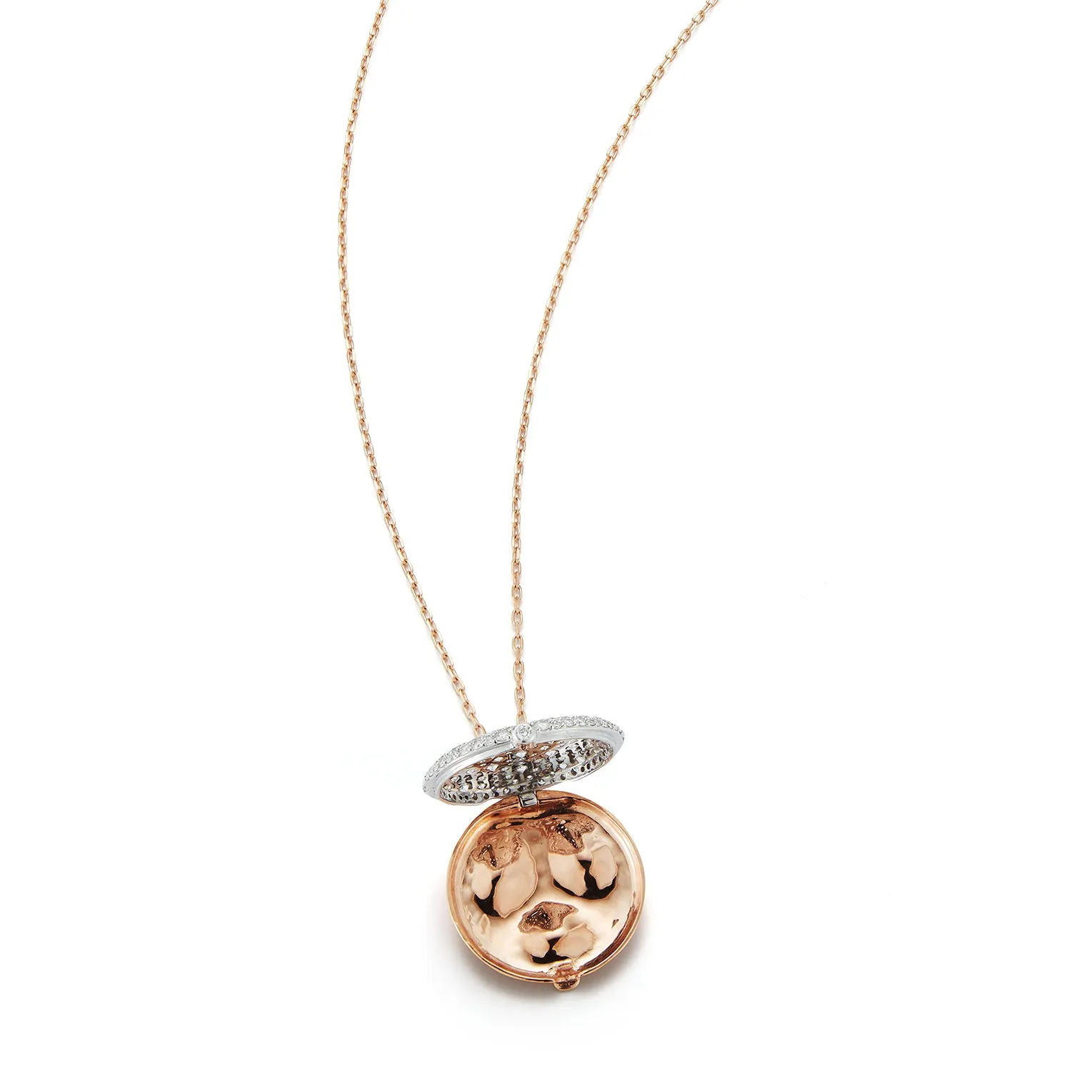 OC X WF 18K LARGE DIAMOND PEBBLE LOCKET