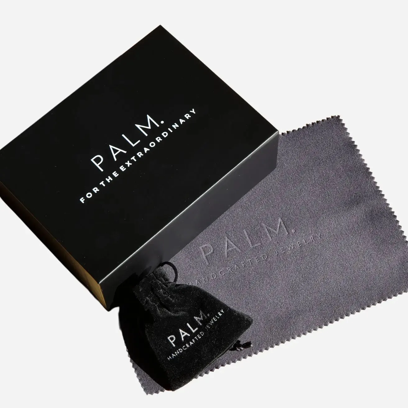 PALM CUFF.