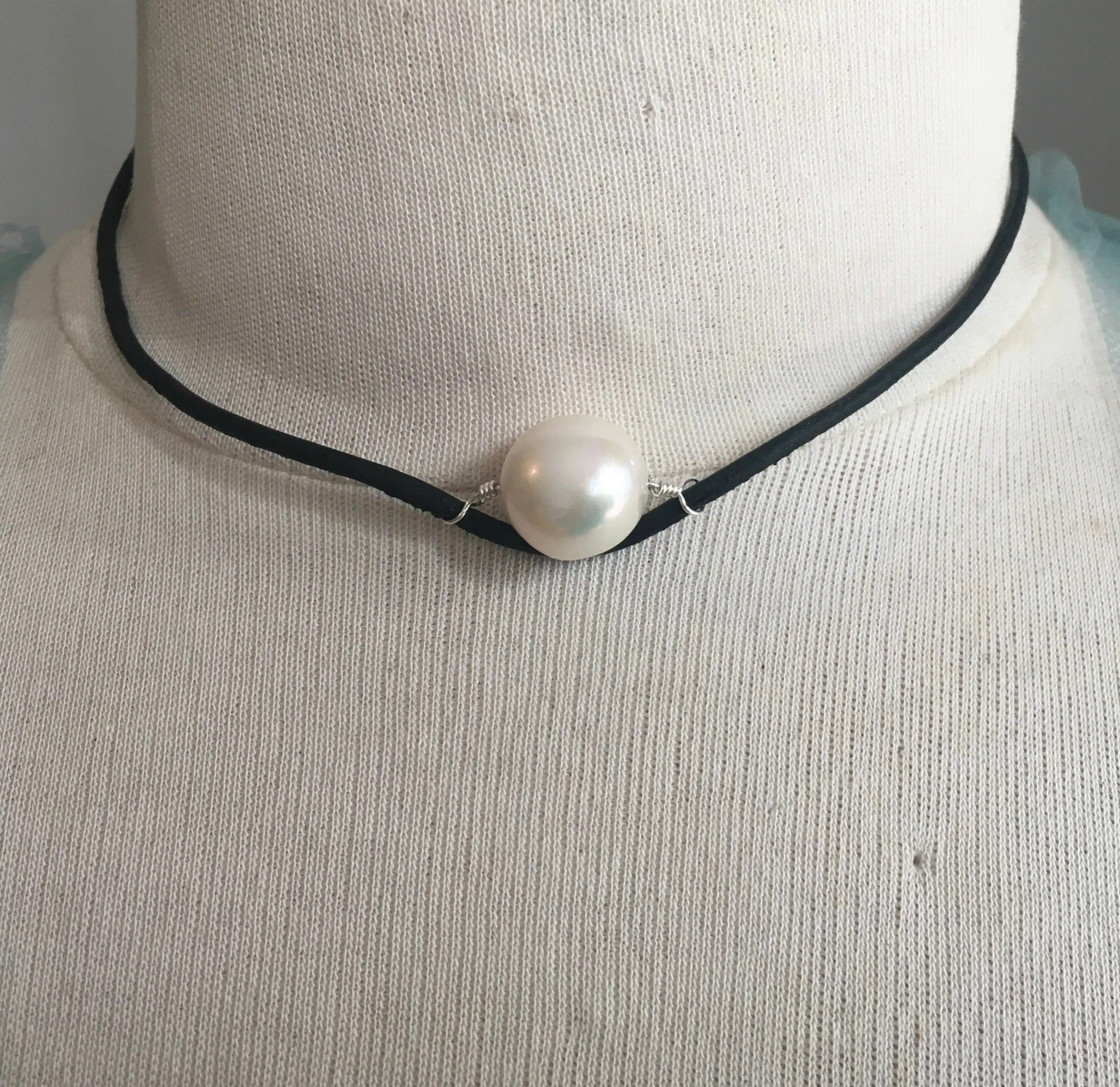 Pearl Leather Choker Necklace/Earring Set | AAA 13mm  Freshwater Cultured