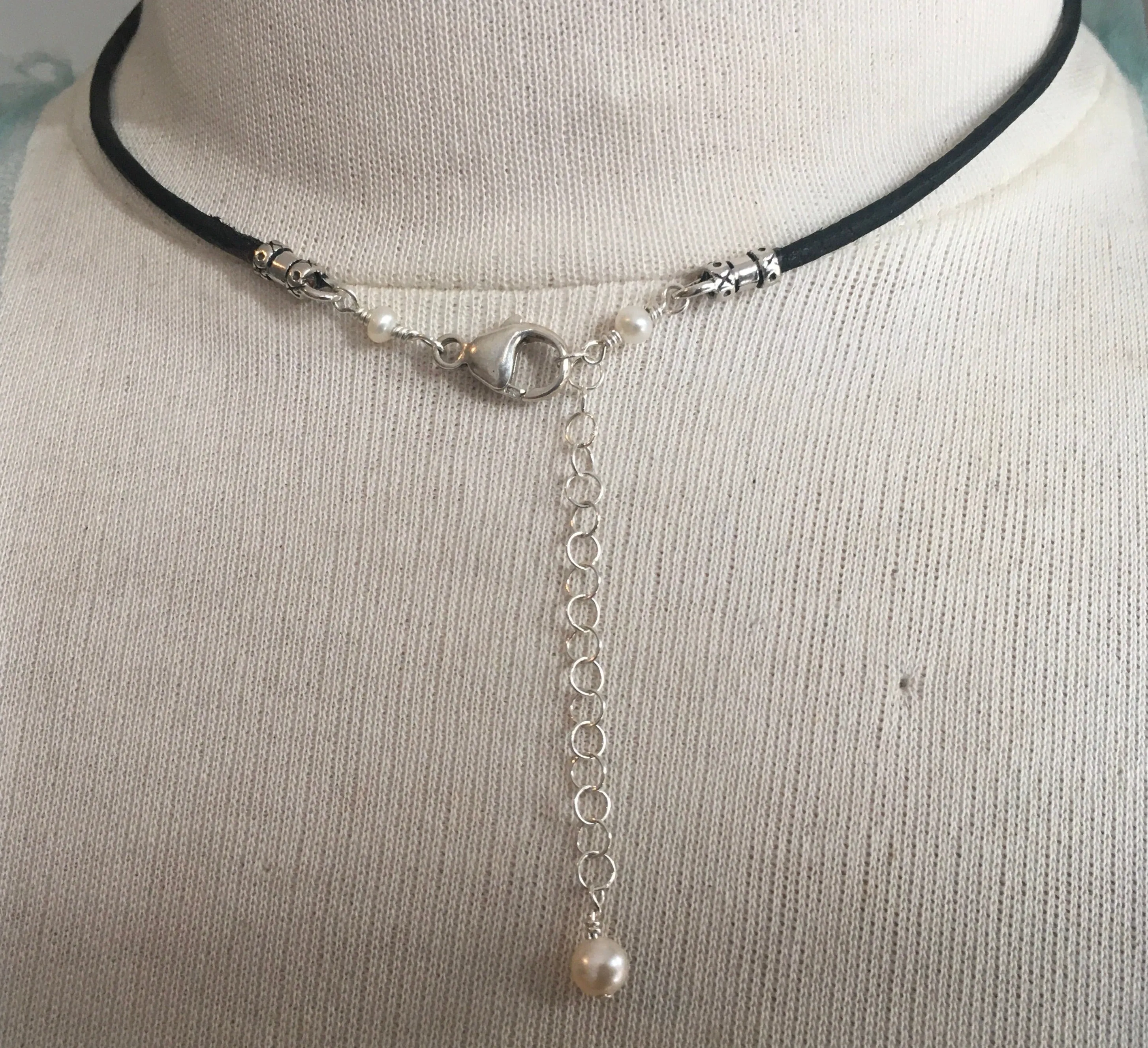 Pearl Leather Choker Necklace/Earring Set | AAA 13mm  Freshwater Cultured