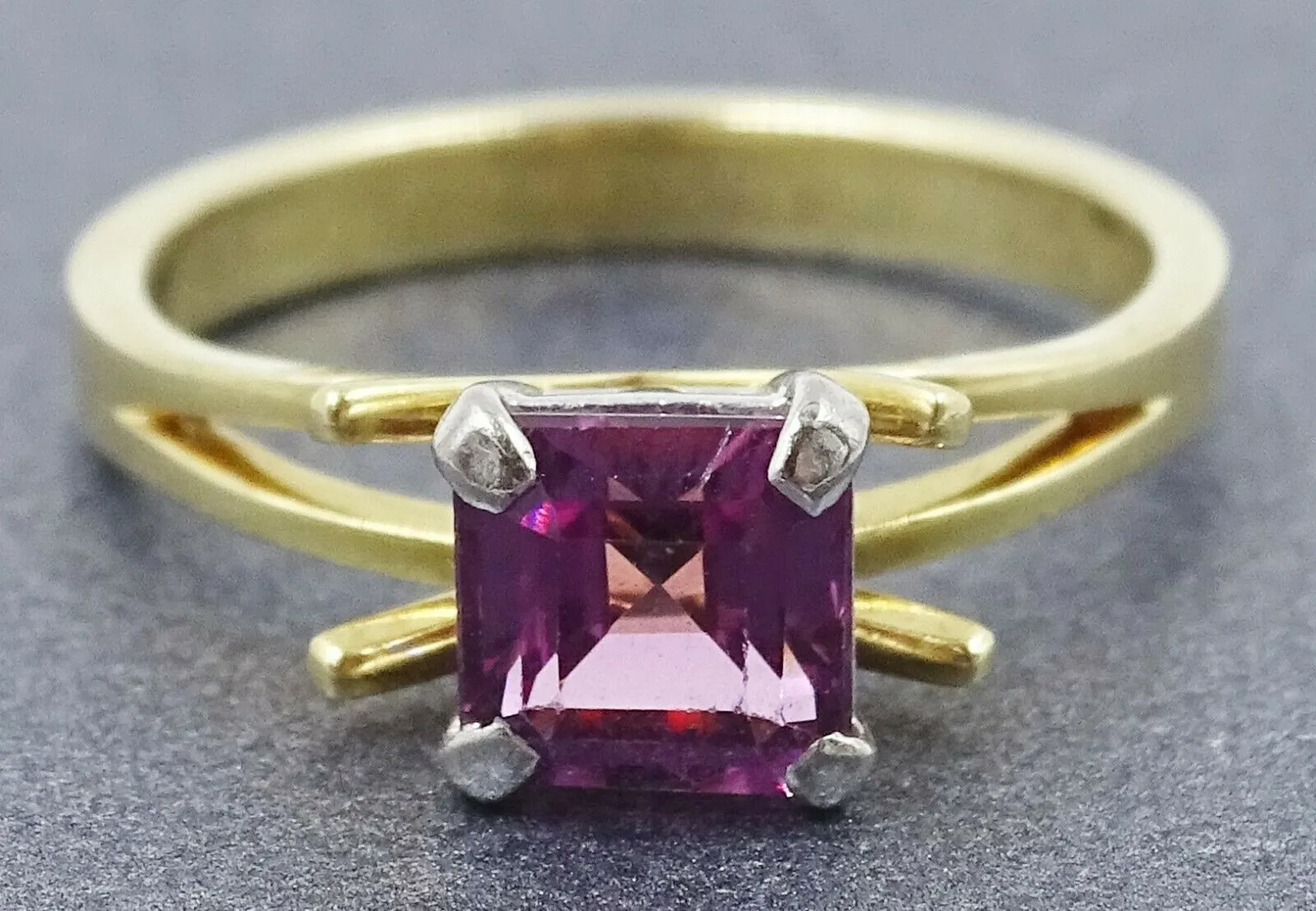 Rhodolite Garnet 18ct Yellow & White Gold Ring