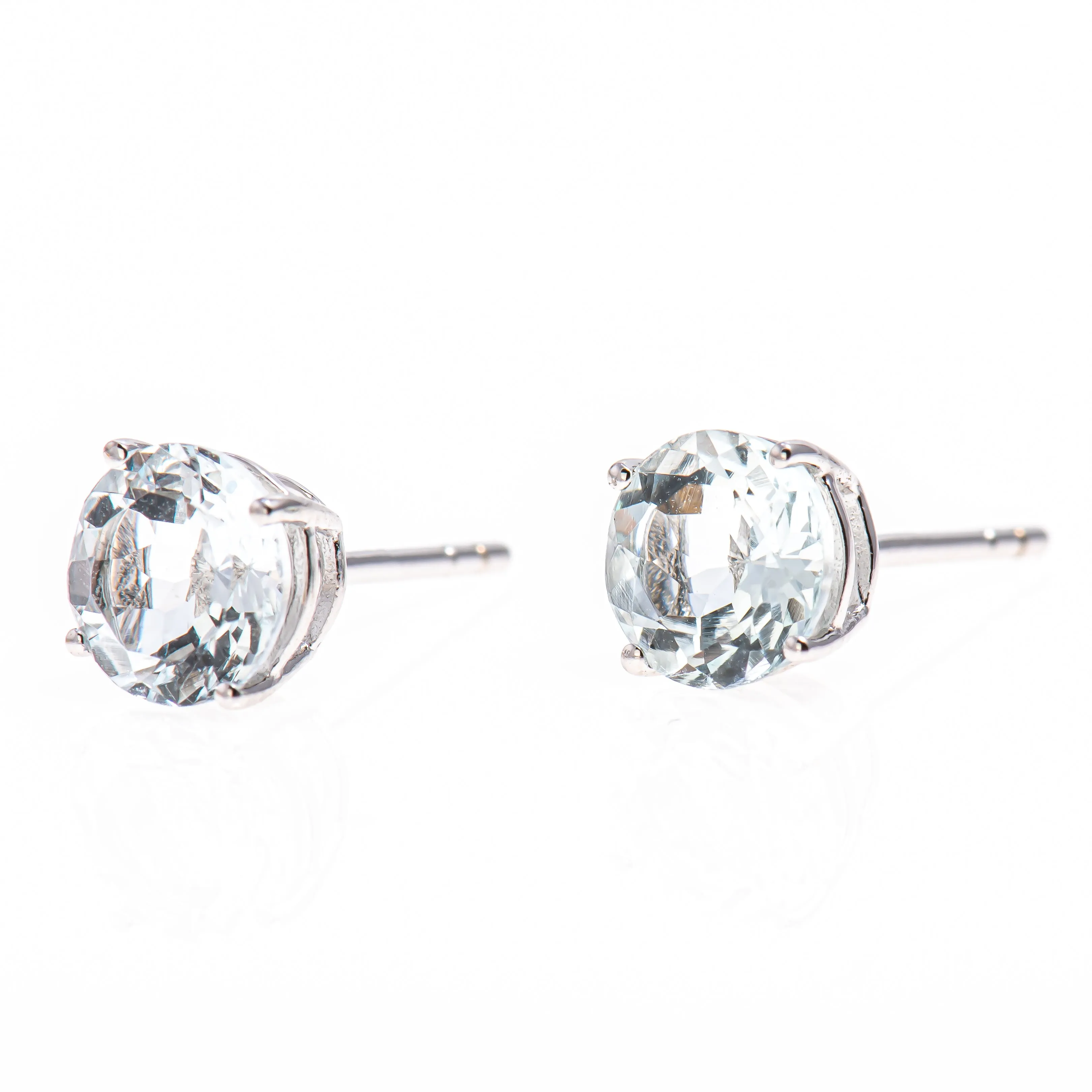 Round Cut Aquamarine Studs