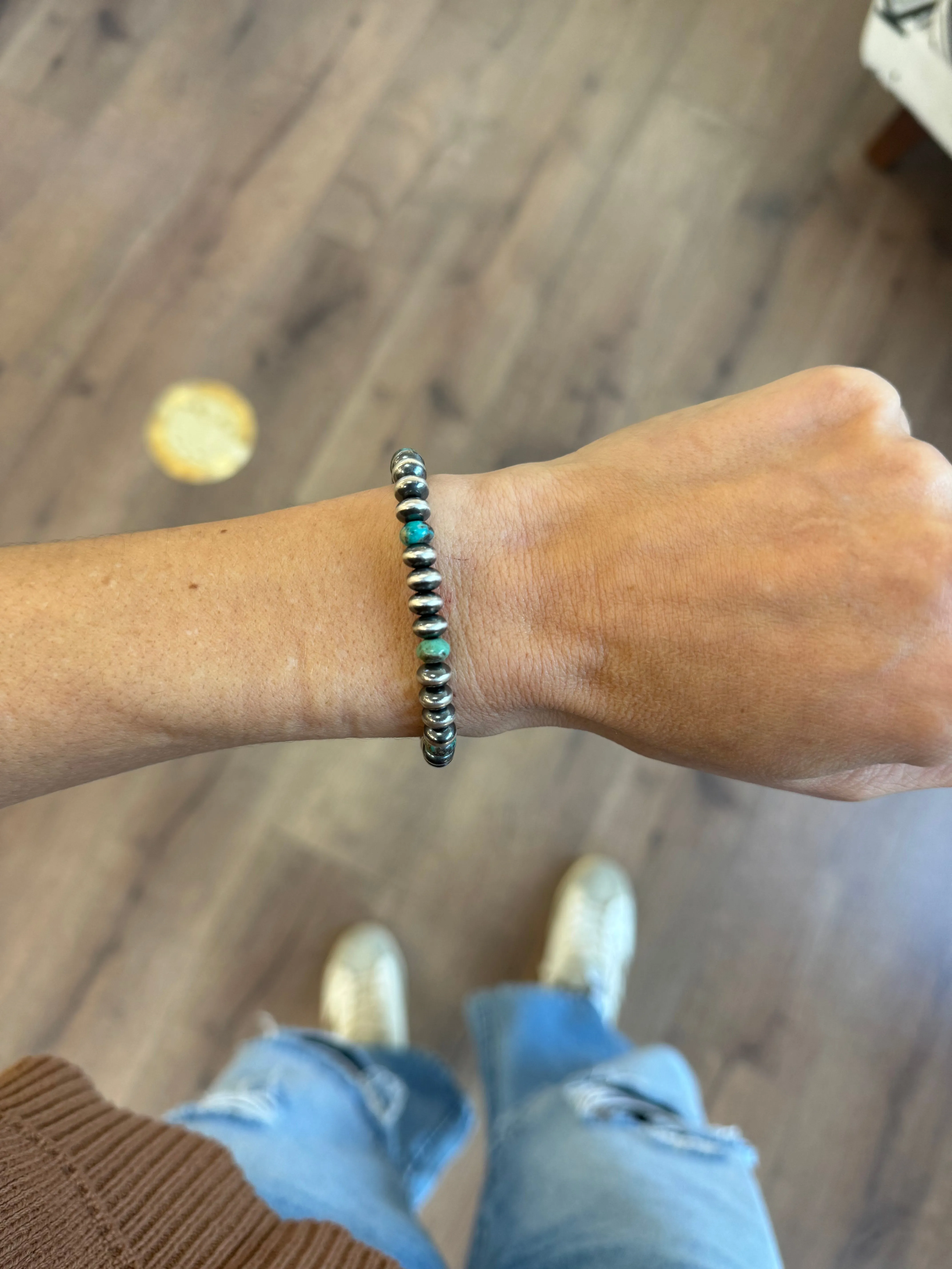 Saucer Stretch Bracelet With Turquoise - 7mm