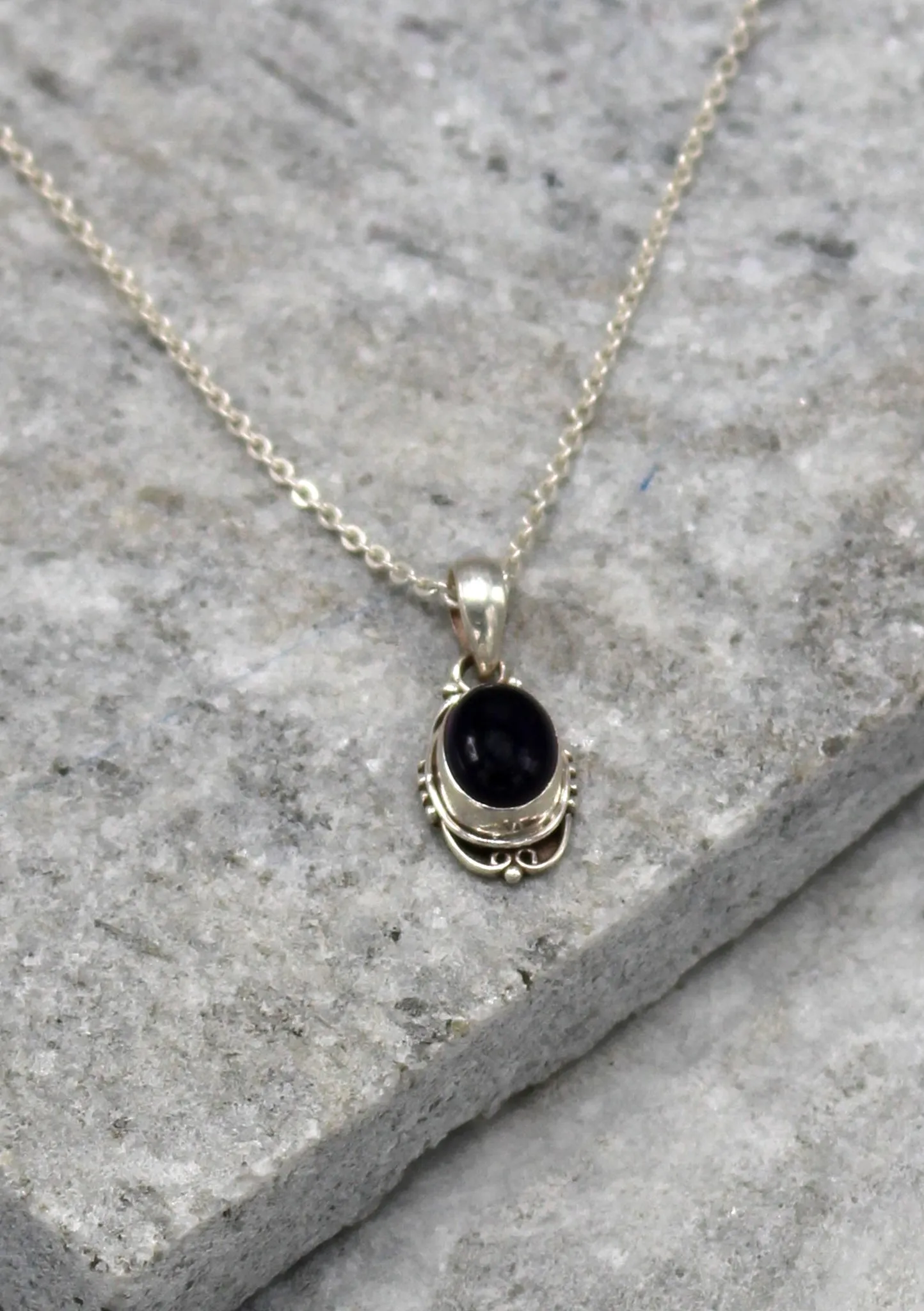 Sterling Silver Inlaid Amethyst Pendant Necklace