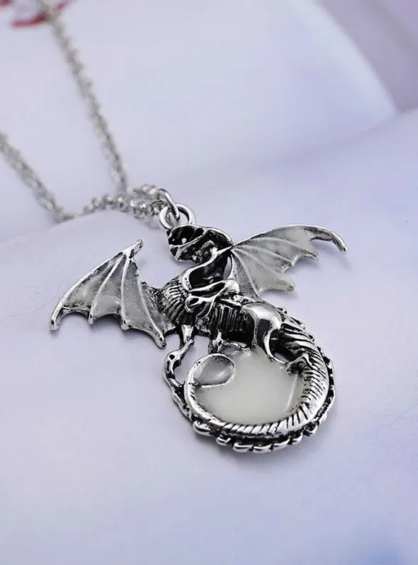 The Dark Amulet Sweater Chain