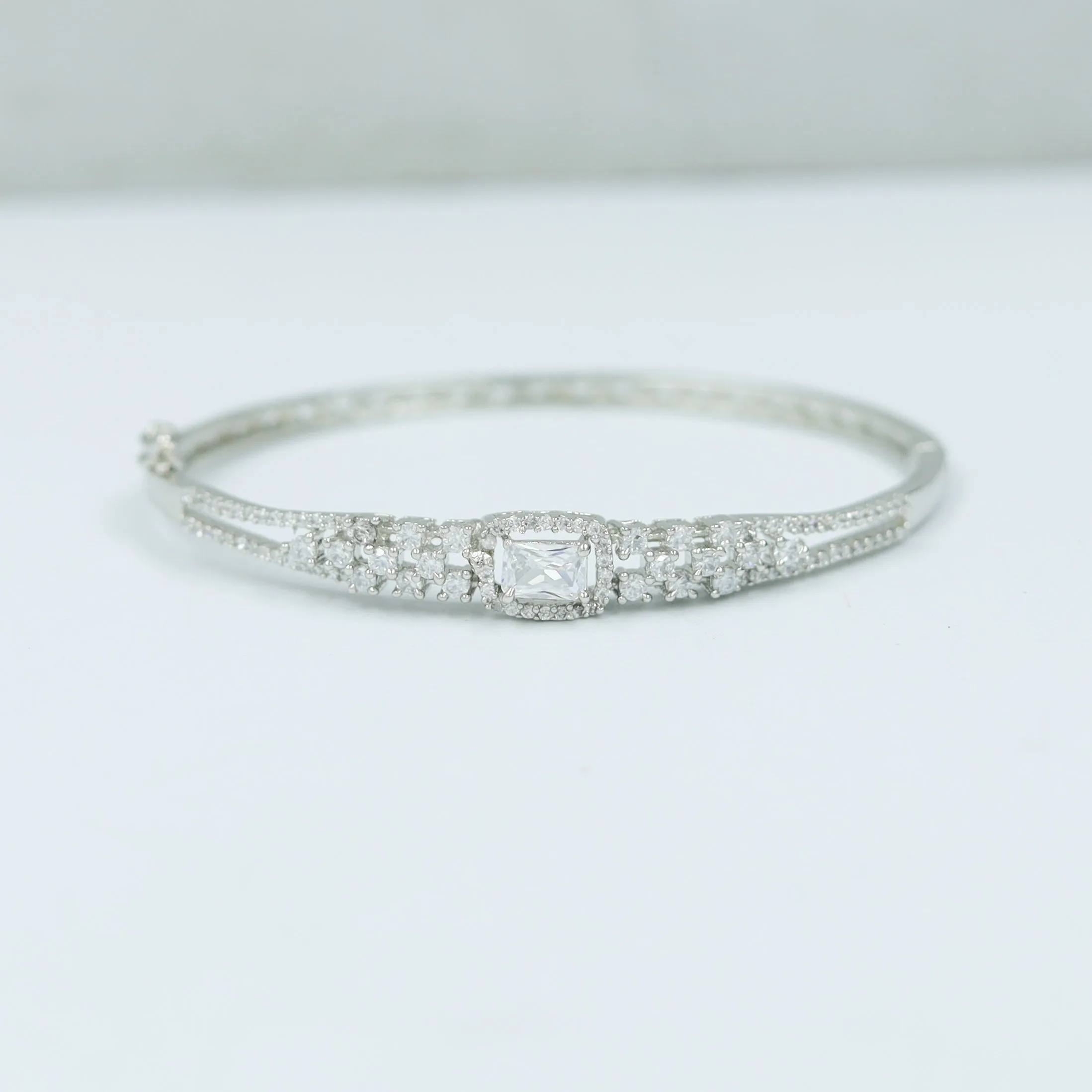 Zircon/AD Bracelet 11685-11